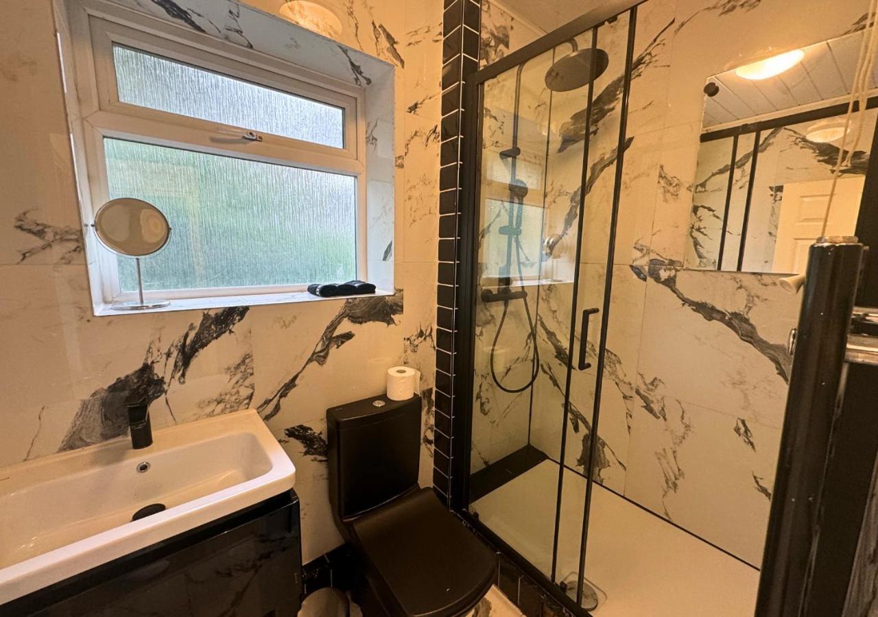 Luxe Short - Sleeps 6 - Putney - Roehampton - Free Parking