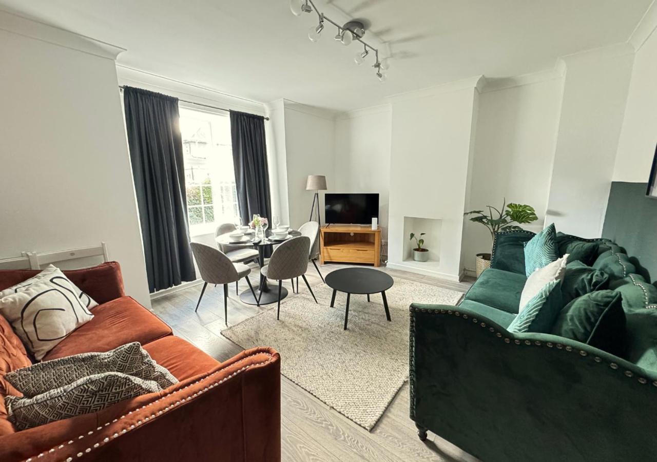 Luxe Short - Sleeps 6 - Putney - Roehampton - Free Parking Appartamento *